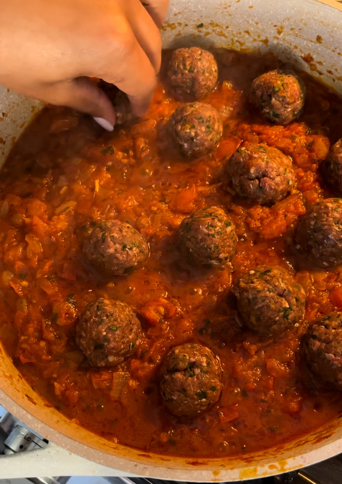 kefta meatballs in tomato sauce